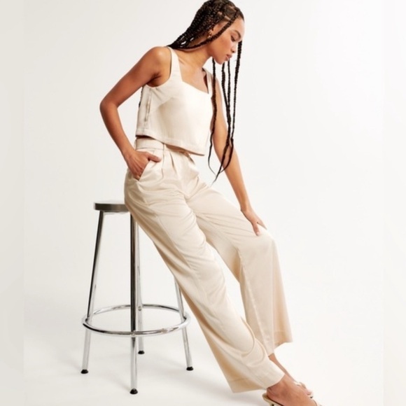 Abercrombie & Fitch Cream Wide Leg Pants Satin Size S - Picture 2 of 5